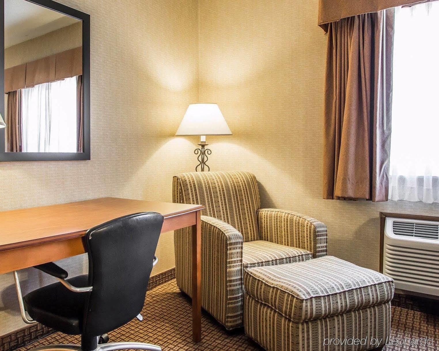 Days Inn By Wyndham Sidney Oh Dış mekan fotoğraf