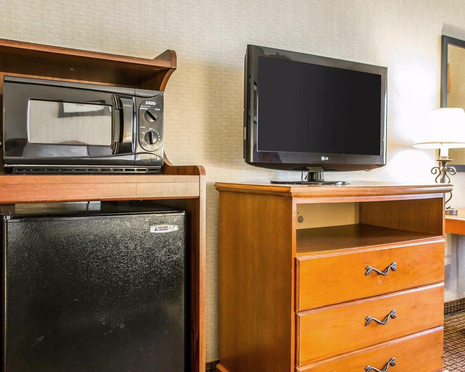 Days Inn By Wyndham Sidney Oh Dış mekan fotoğraf