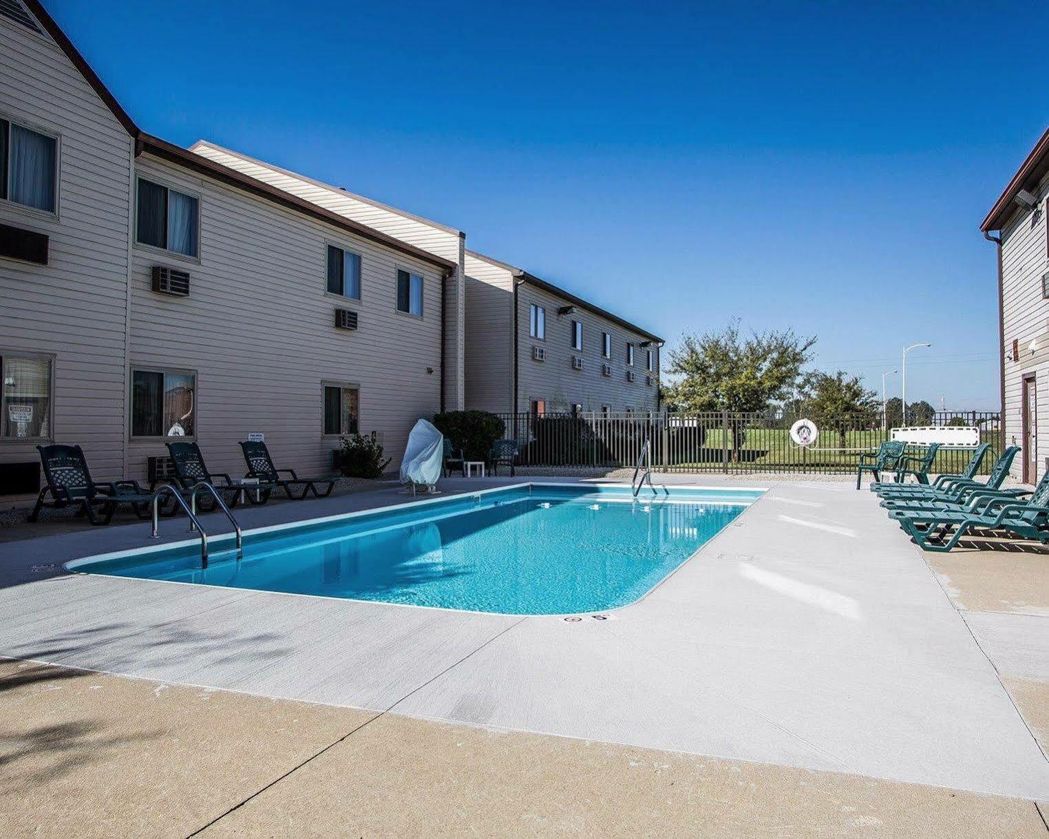 Days Inn By Wyndham Sidney Oh Dış mekan fotoğraf